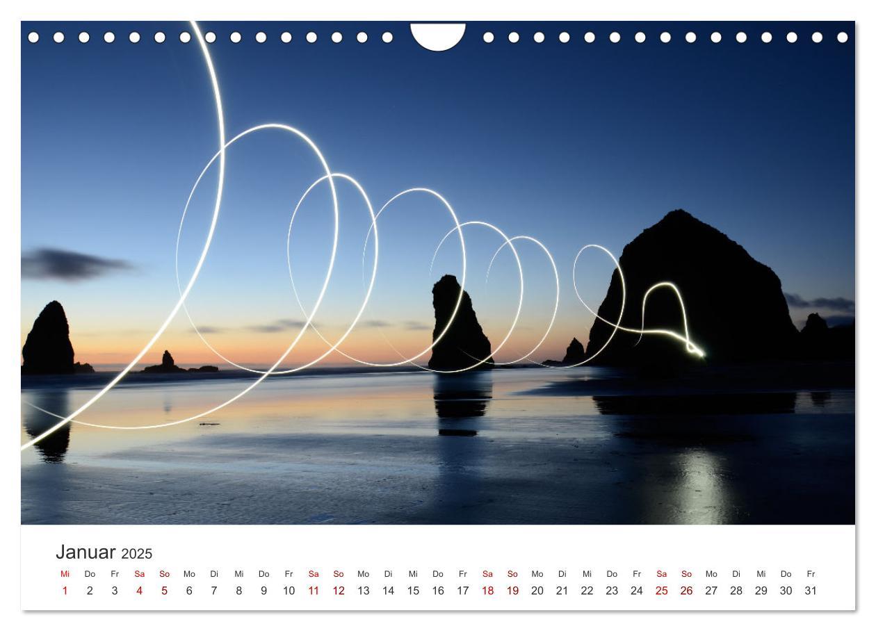 Bild: 9783435351701 | Lightpainting - Malen mit Licht und Zeit (Wandkalender 2025 DIN A4...