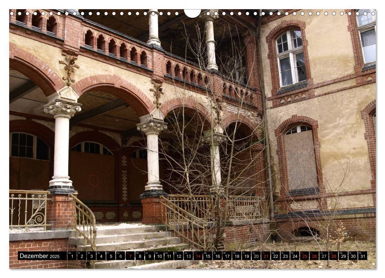 Bild: 9783435692224 | Beelitz Heilstätten-Faszination des Verfalls (Wandkalender 2025 DIN...