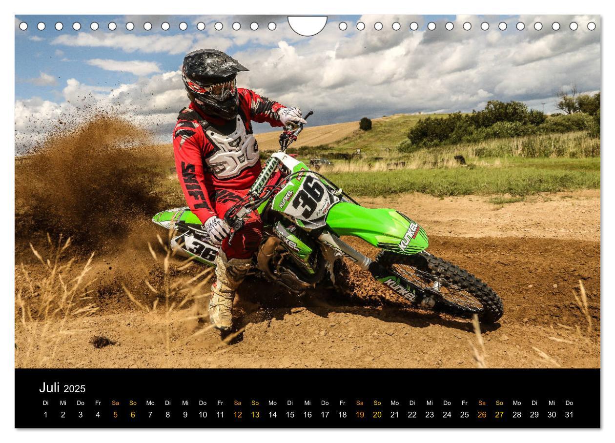 Bild: 9783435433766 | MX Racing 2025 (Wandkalender 2025 DIN A4 quer), CALVENDO...