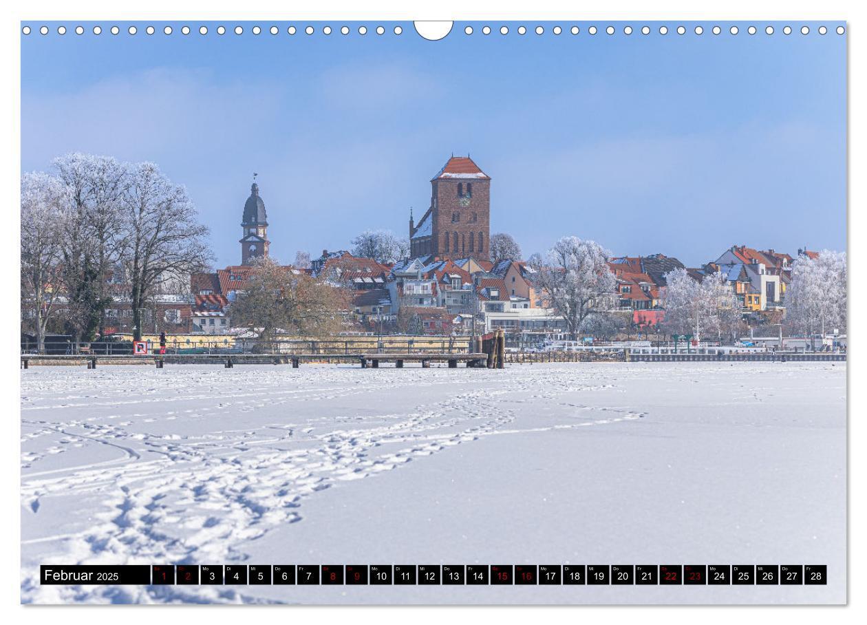 Bild: 9783383921063 | Waren (Müritz) in der Mecklenburgischen Seenplatte (Wandkalender...