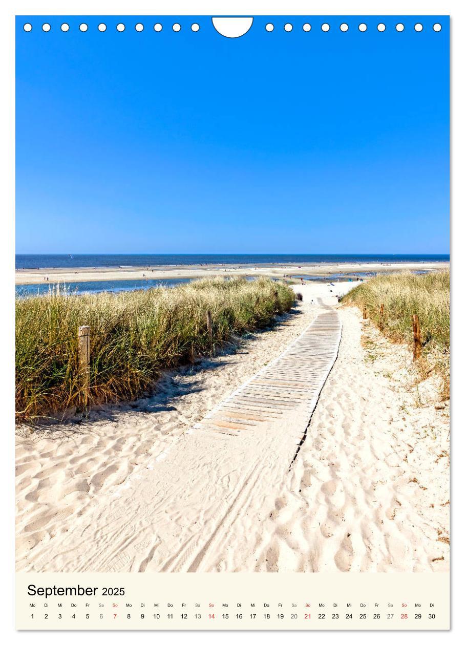 Bild: 9783435969586 | LANGEOOG Strandspaziergang (Wandkalender 2025 DIN A4 hoch),...