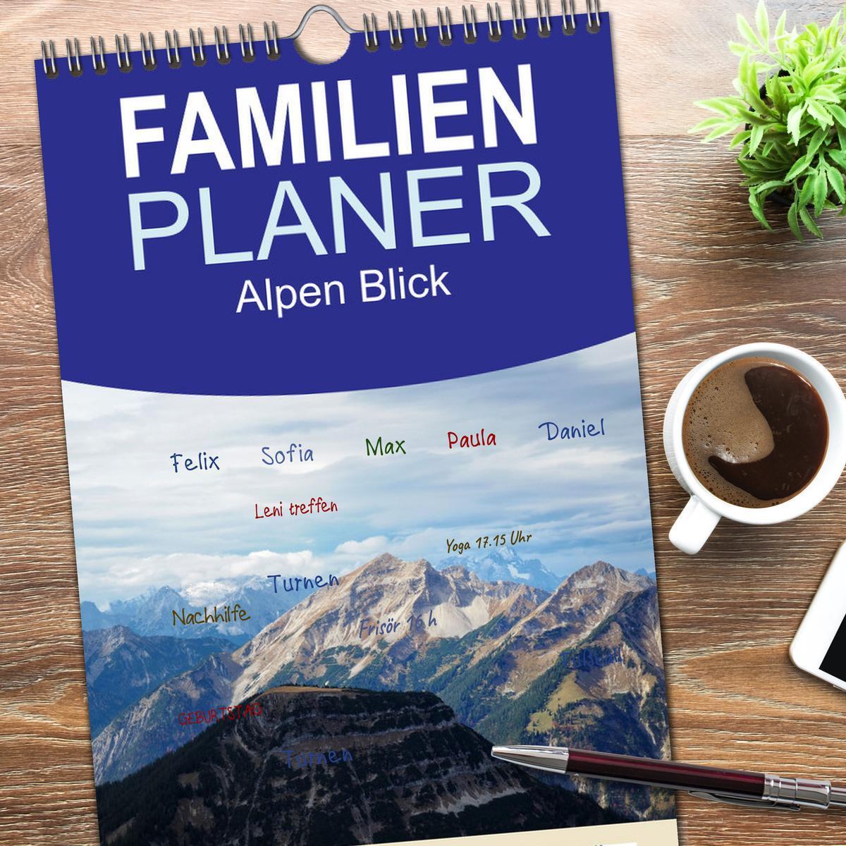 Bild: 9783457098608 | Familienplaner 2025 - Alpen Blick mit 5 Spalten (Wandkalender, 21 x...