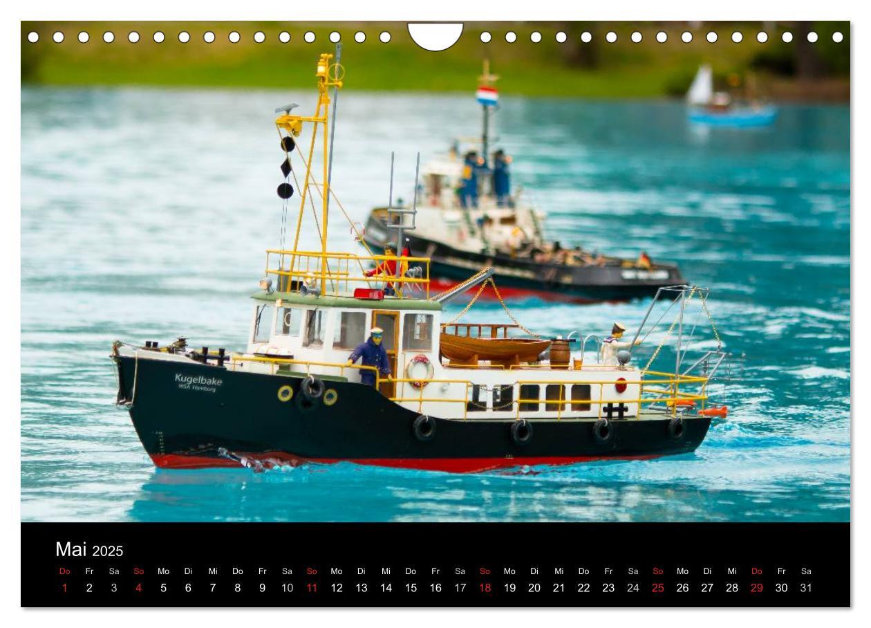 Bild: 9783435678495 | Modellboote in ihrem Element (Wandkalender 2025 DIN A4 quer),...