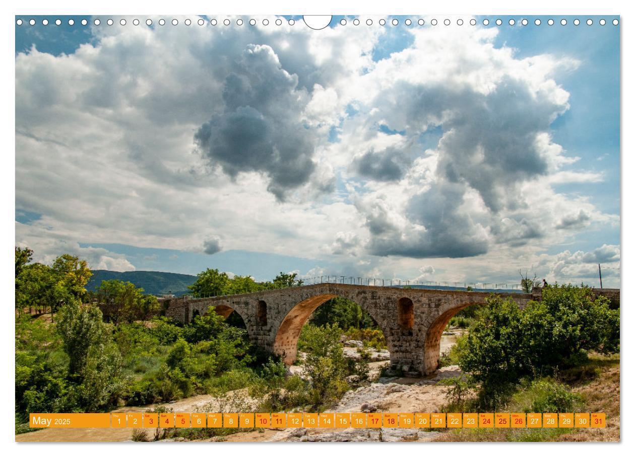 Bild: 9781325930173 | Discover the Beauty of Provence (Wall Calendar 2025 DIN A3...