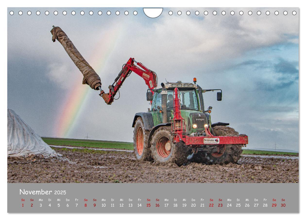 Bild: 9783435103089 | Landtechnik im Einsatz (Wandkalender 2025 DIN A4 quer), CALVENDO...