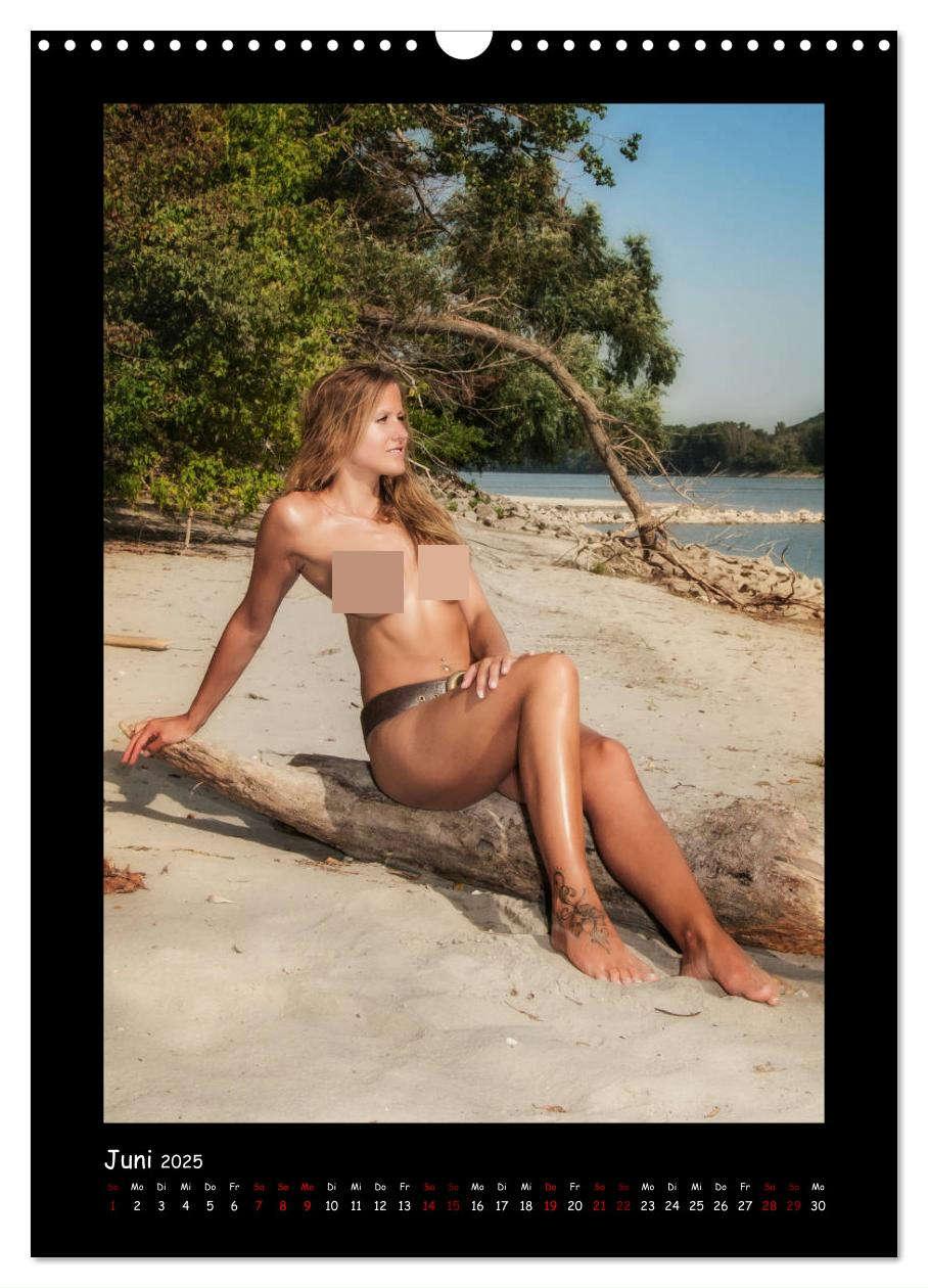 Bild: 9783435998609 | Naked in Nature (Wandkalender 2025 DIN A3 hoch), CALVENDO...