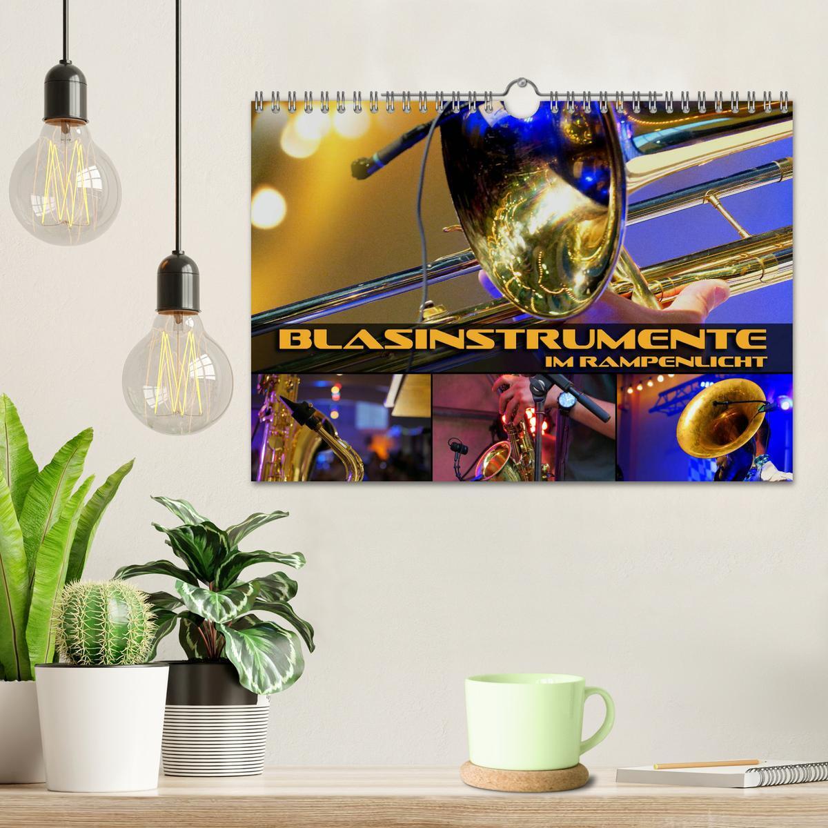 Bild: 9783435349067 | Blasinstrumente im Rampenlicht (Wandkalender 2025 DIN A4 quer),...