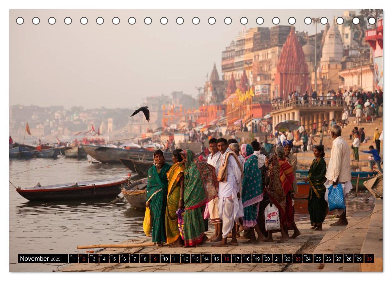 Bild: 9783435625710 | Indien - Varanasi (Tischkalender 2025 DIN A5 quer), CALVENDO...