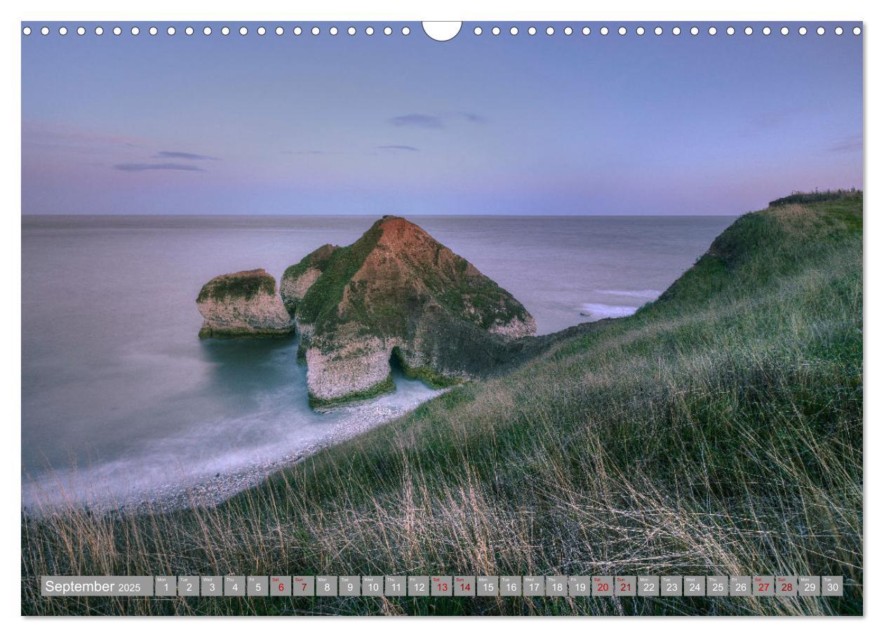 Bild: 9781325931071 | Yorkshire - Romantic between dales and coast (Wall Calendar 2025...