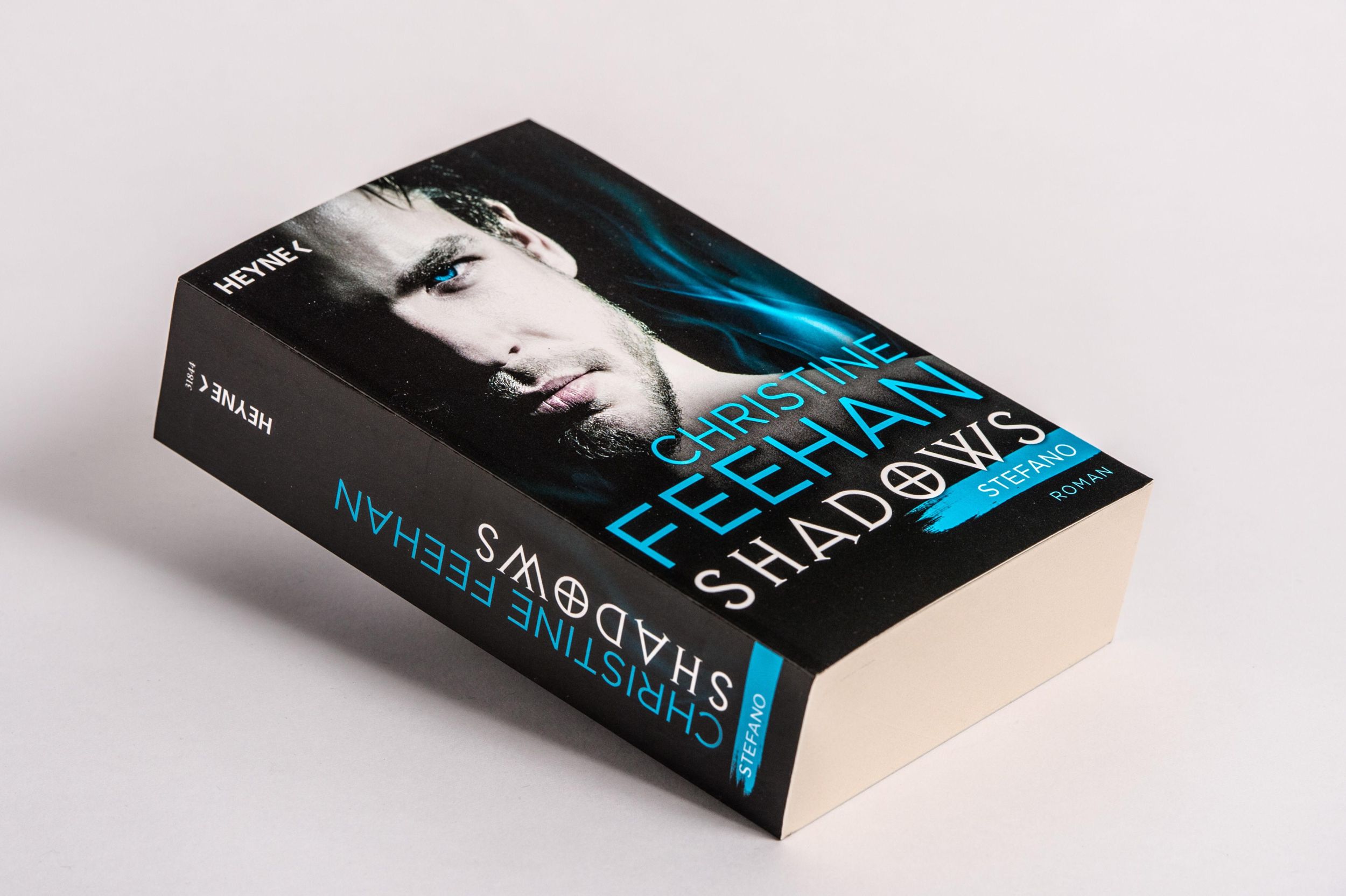 Bild: 9783453318441 | Shadows | Shadows Band 01 - Roman | Christine Feehan | Taschenbuch