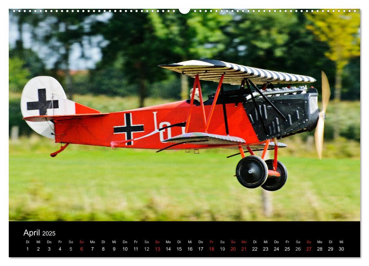 Bild: 9783435731770 | Modellflieger (Wandkalender 2025 DIN A2 quer), CALVENDO Monatskalender