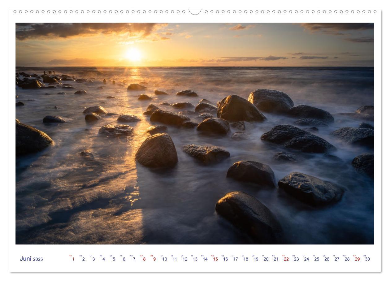 Bild: 9783383824296 | Farbzauber der Ostsee (Wandkalender 2025 DIN A2 quer), CALVENDO...