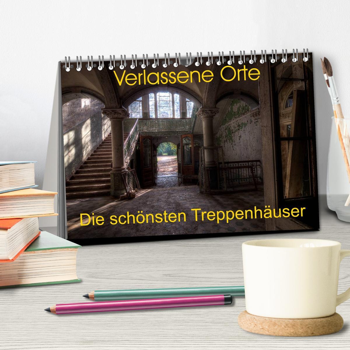 Bild: 9783435479184 | Verlassene Orte - Die schönsten Treppenhäuser (Tischkalender 2025...