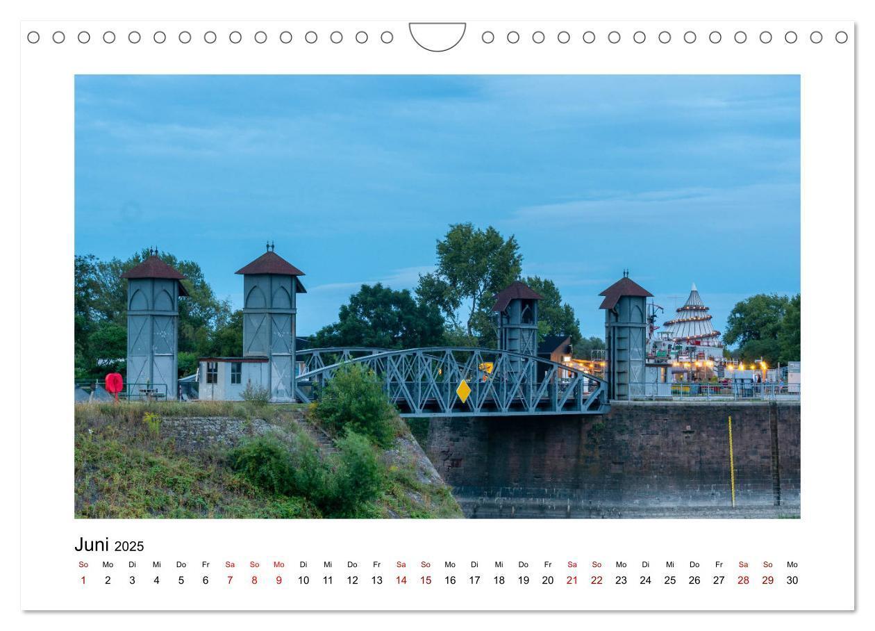 Bild: 9783435204632 | Blue Times - Magdeburg (Wandkalender 2025 DIN A4 quer), CALVENDO...