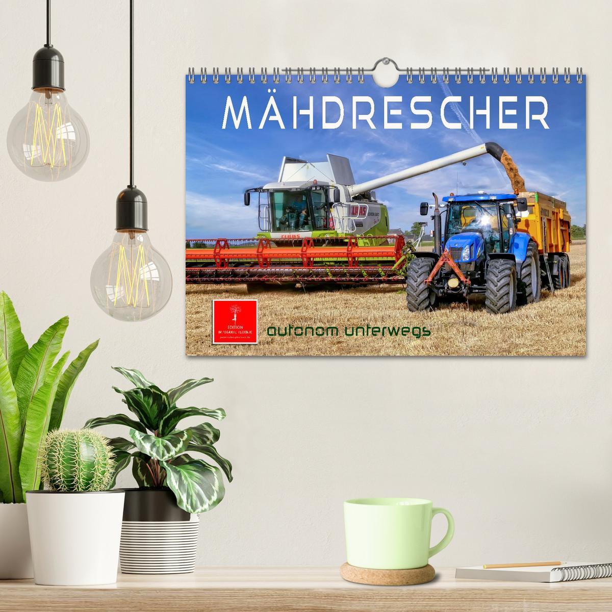 Bild: 9783383929489 | Mähdrescher - autonom unterwegs (Wandkalender 2025 DIN A4 quer),...