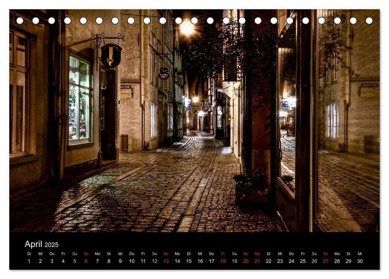 Bild: 9783435723485 | Bremen bei Nacht (Tischkalender 2025 DIN A5 quer), CALVENDO...