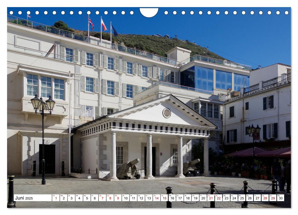 Bild: 9783383917110 | Gibraltar - Großbritannien am Mittelmeer (Wandkalender 2025 DIN A4...