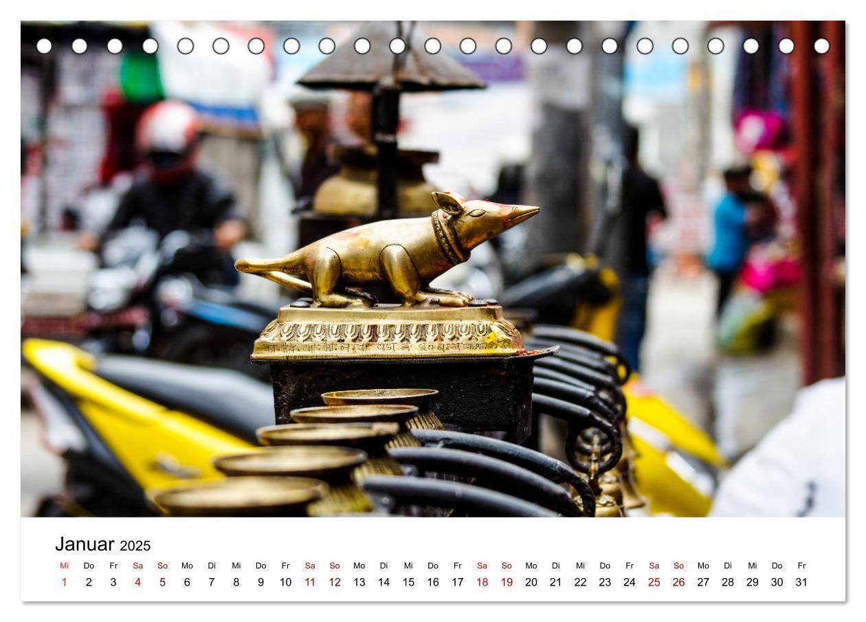 Bild: 9783435139965 | Impressionen aus Kathmandu (Tischkalender 2025 DIN A5 quer),...