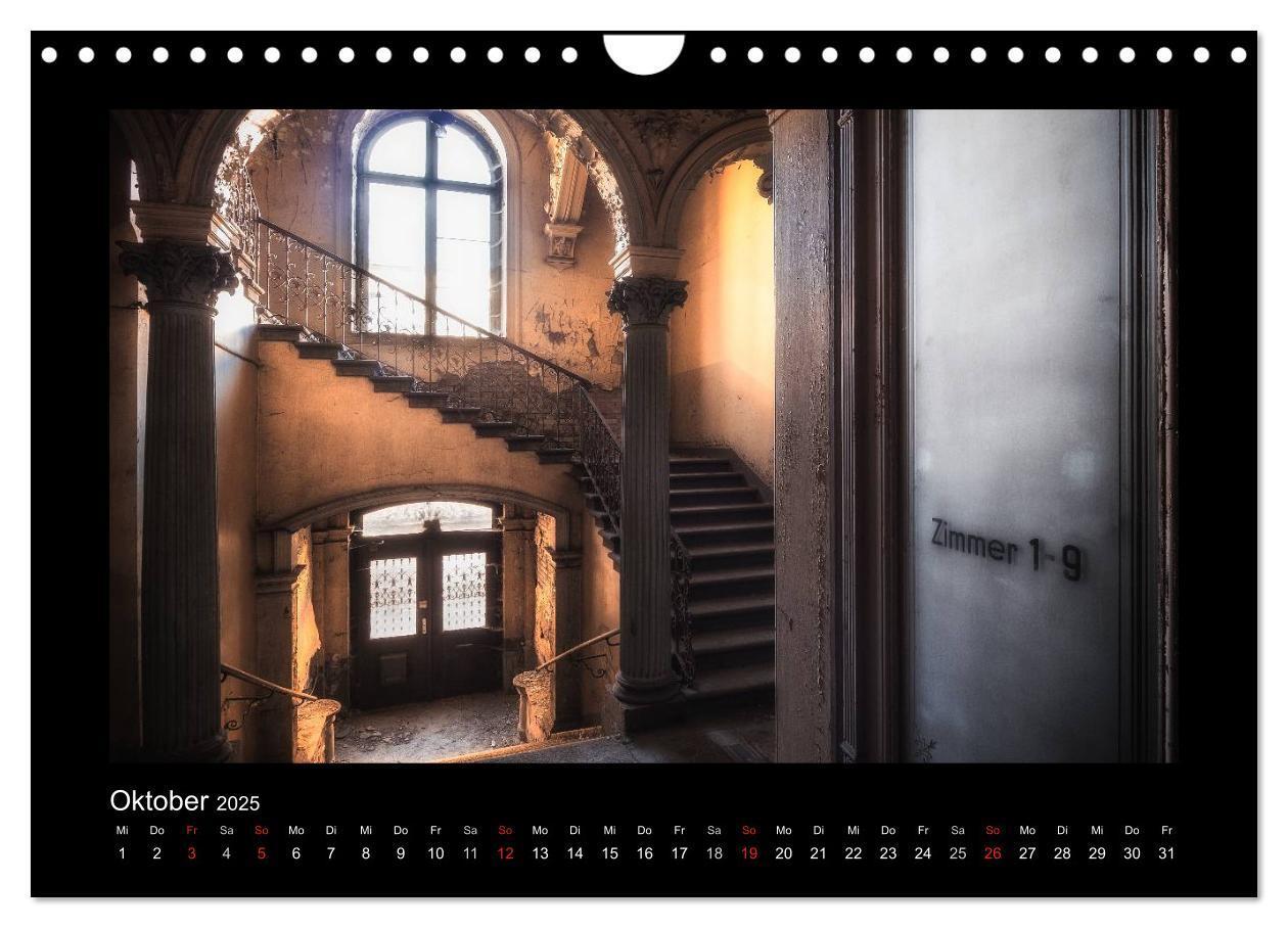 Bild: 9783435676088 | Lost Places - vergessene orte vergessener glanz (Wandkalender 2025...