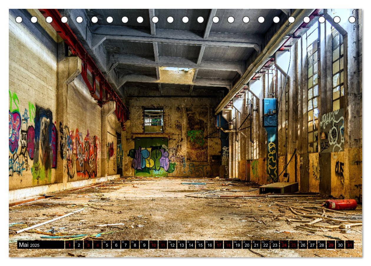 Bild: 9783435307579 | Lost Places Graffiti (Tischkalender 2025 DIN A5 quer), CALVENDO...