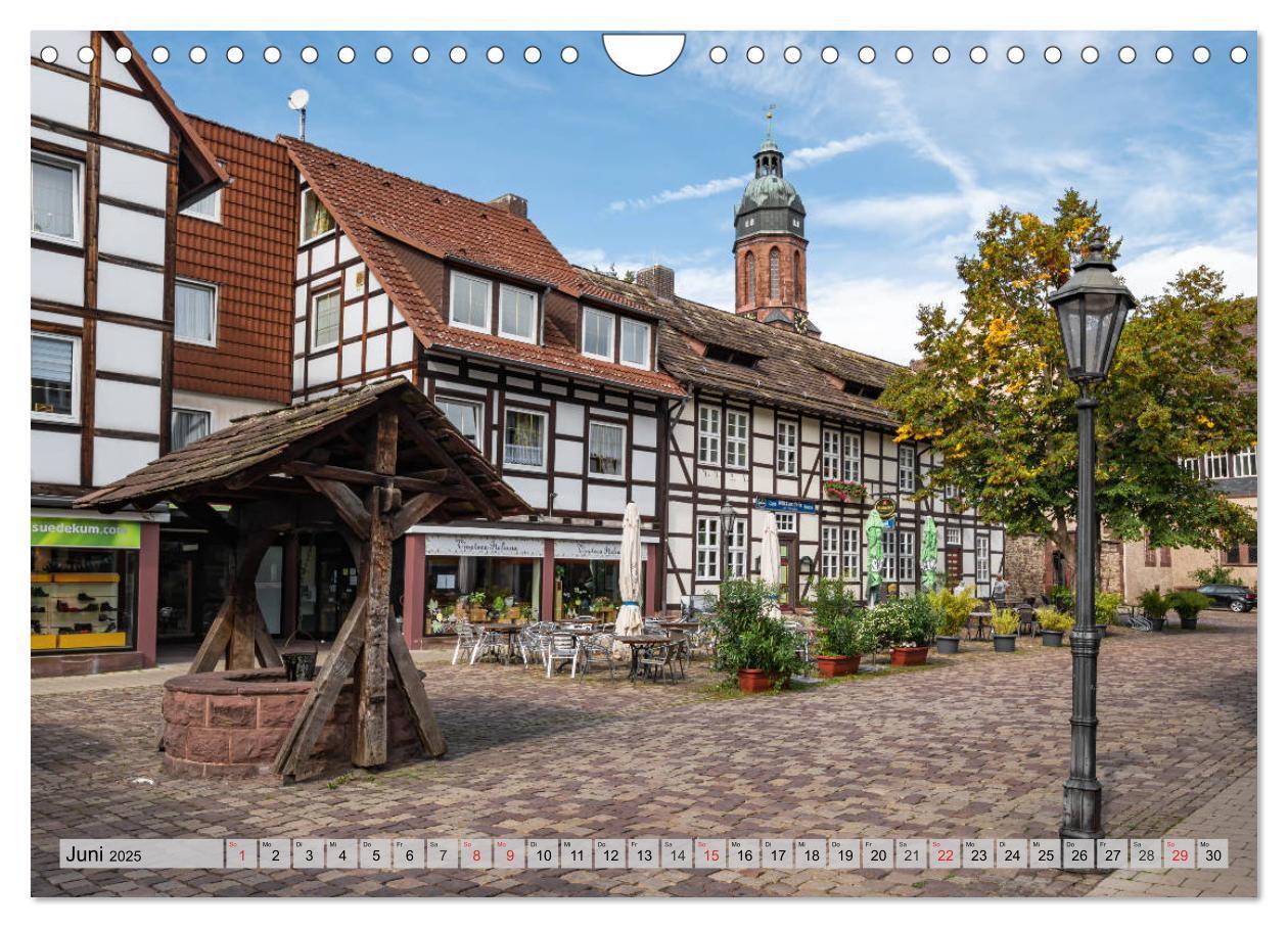 Bild: 9783435196678 | Historisches Fachwerk - Stadt Einbeck (Wandkalender 2025 DIN A4...