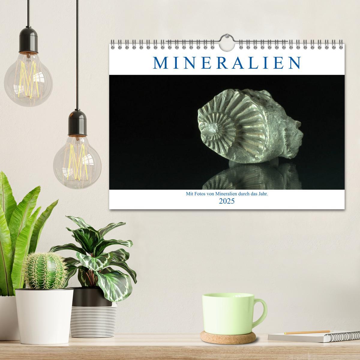 Bild: 9783435417292 | Mineralien (Wandkalender 2025 DIN A4 quer), CALVENDO Monatskalender