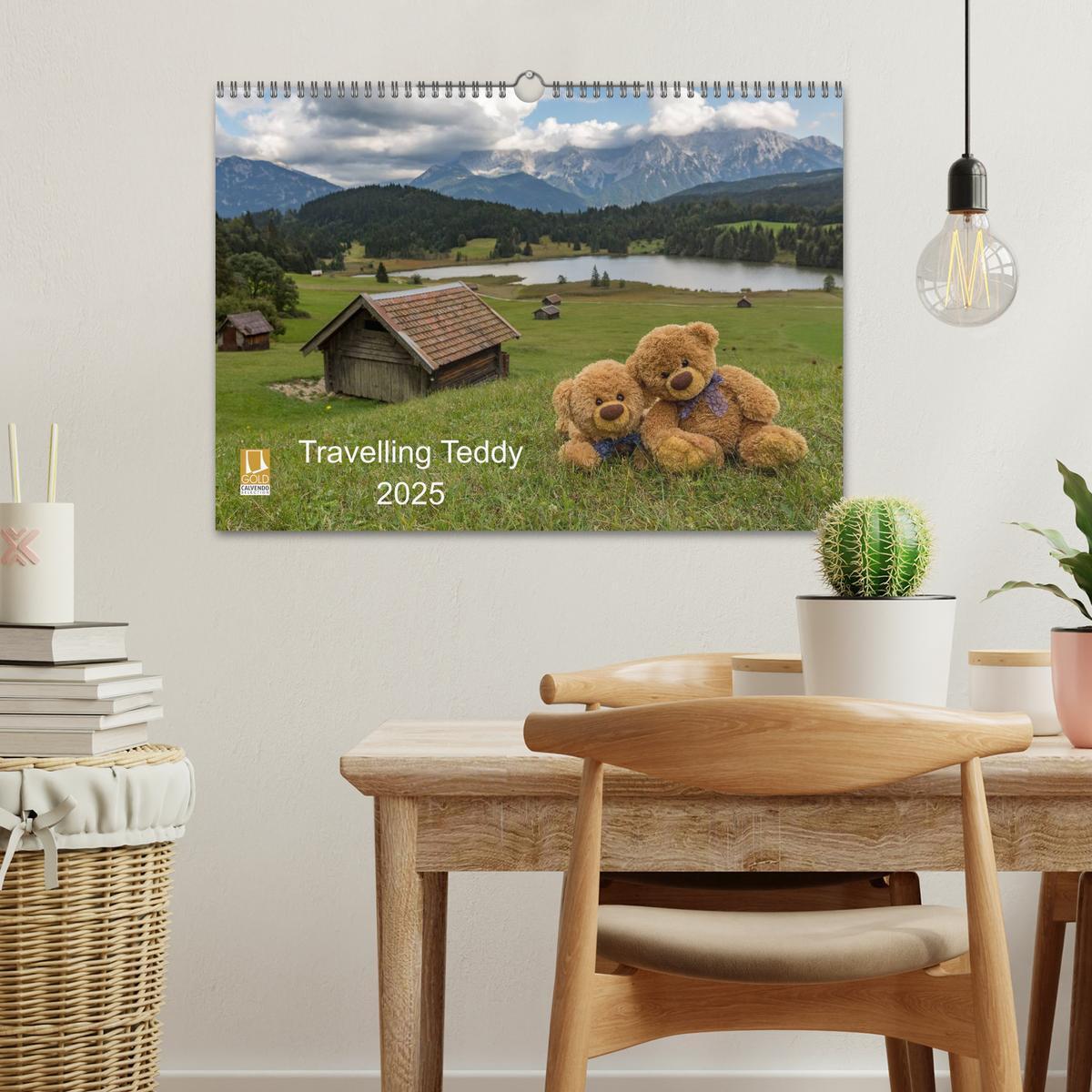 Bild: 9783435503063 | Travelling Teddy 2025 (Wandkalender 2025 DIN A3 quer), CALVENDO...