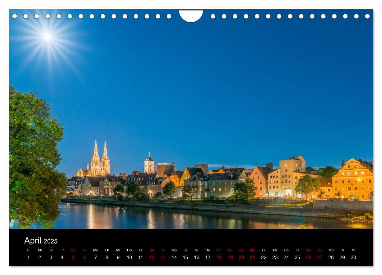 Bild: 9783435384563 | Regensburg bei Nacht (Wandkalender 2025 DIN A4 quer), CALVENDO...