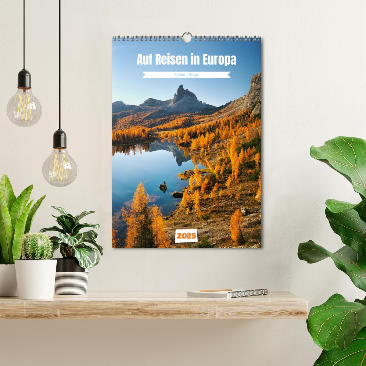 Bild: 9783435890071 | Auf Reisen in Europa (Wandkalender 2025 DIN A3 hoch), CALVENDO...