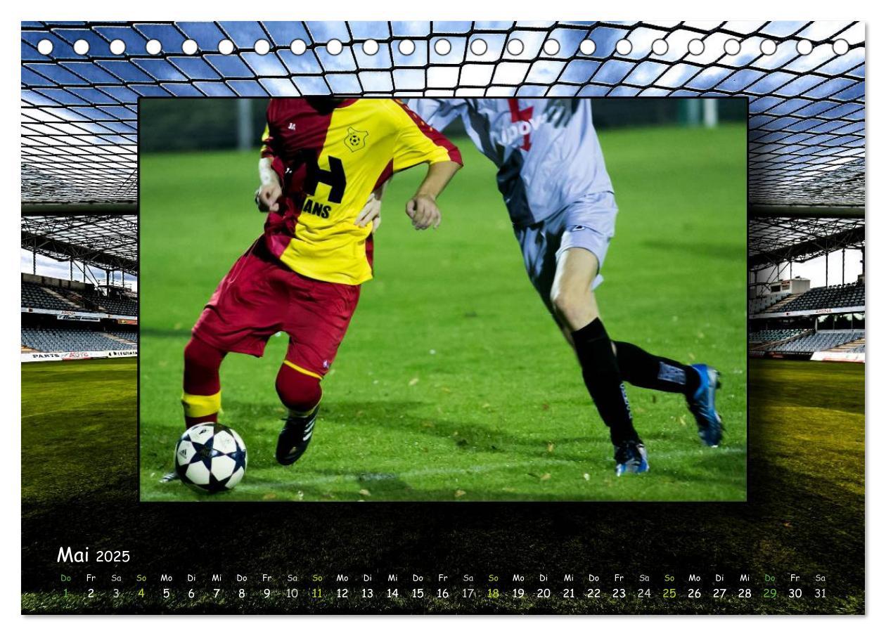 Bild: 9783435550050 | Fußball regiert die Welt (Tischkalender 2025 DIN A5 quer), CALVENDO...