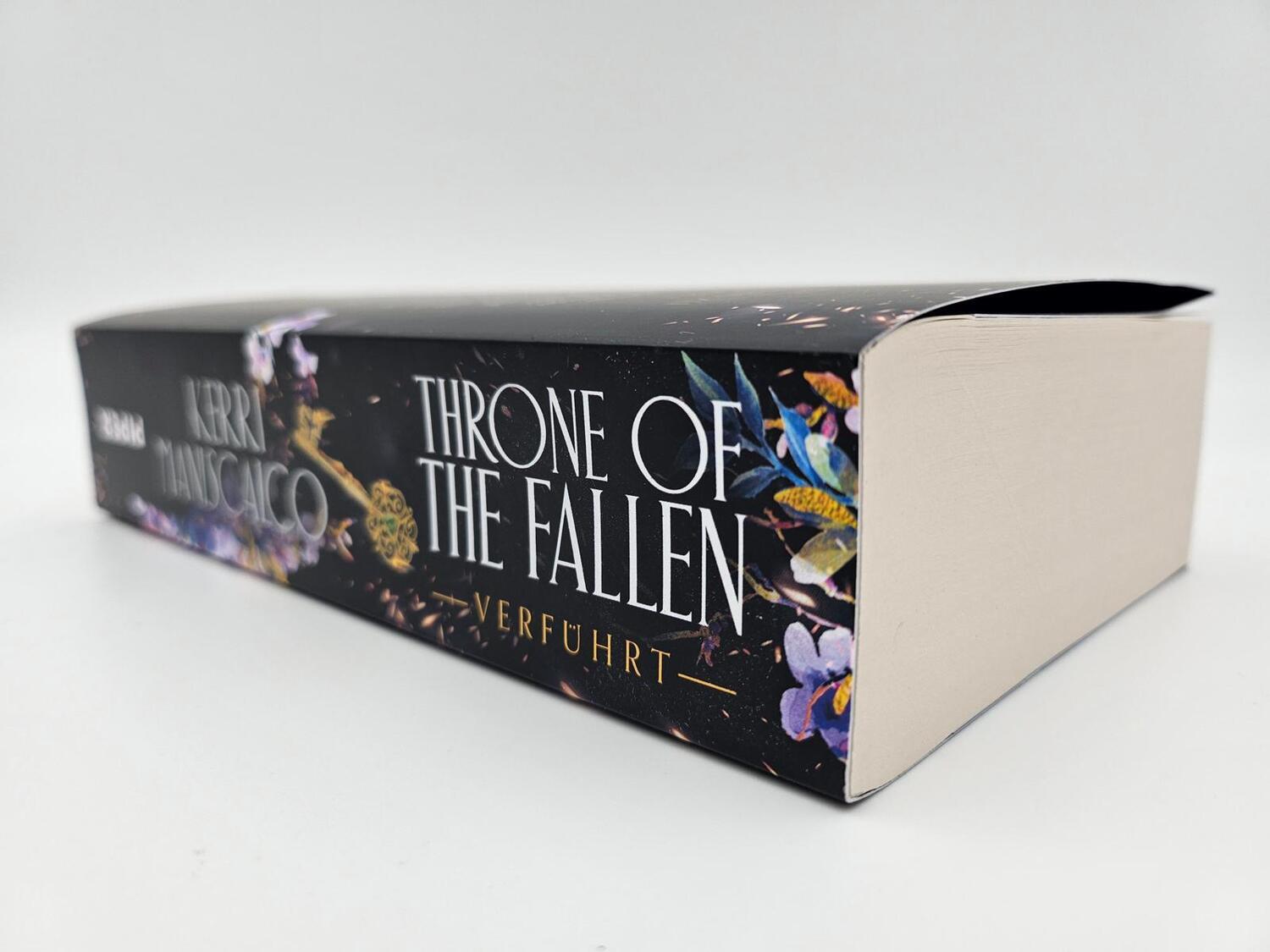 Bild: 9783492709019 | Throne of the Fallen - Verführt | Kerri Maniscalco | Taschenbuch