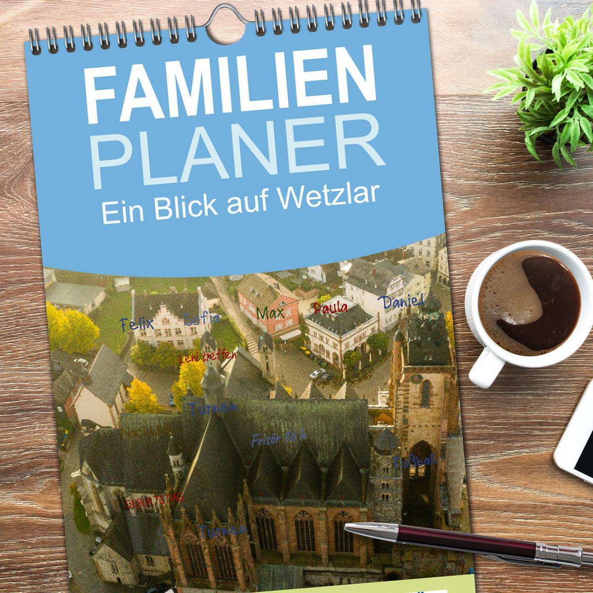 Bild: 9783457097717 | Familienplaner 2025 - Ein Blick auf Wetzlar mit 5 Spalten...