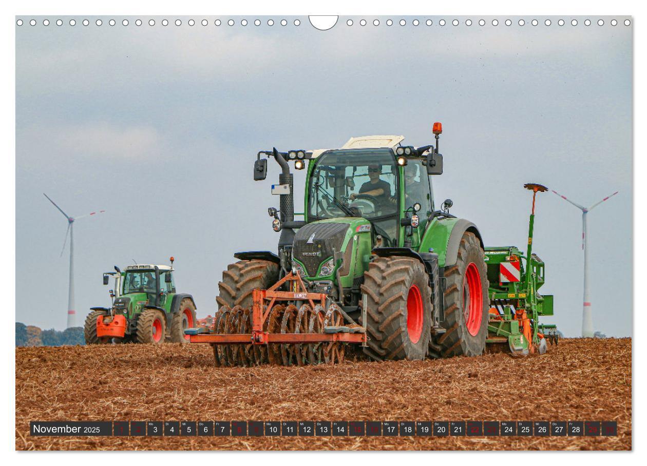 Bild: 9783383996160 | Landtechnik im Einsatz (Wandkalender 2025 DIN A3 quer), CALVENDO...