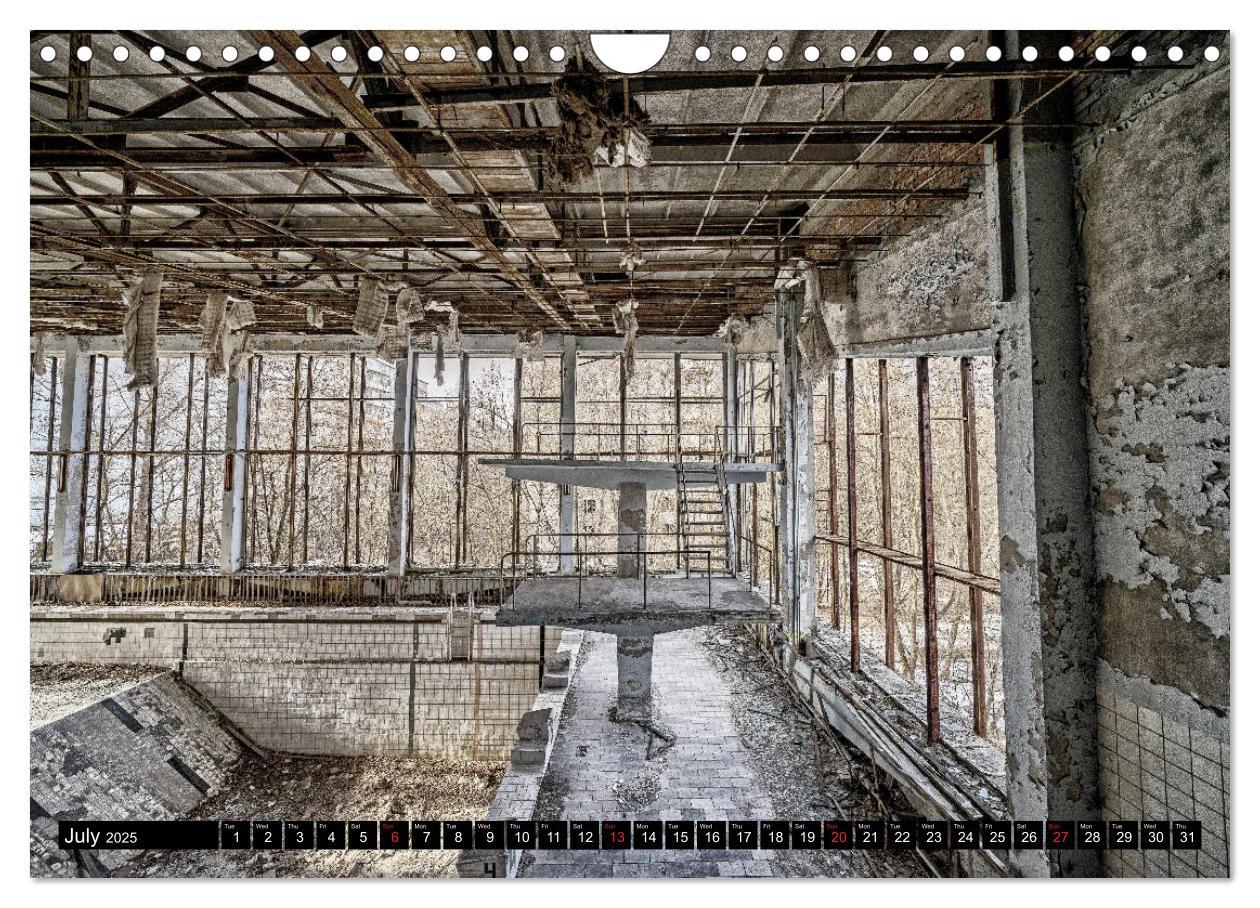 Bild: 9781325942251 | Chernobyl - The exclusion zone (Wall Calendar 2025 DIN A4...