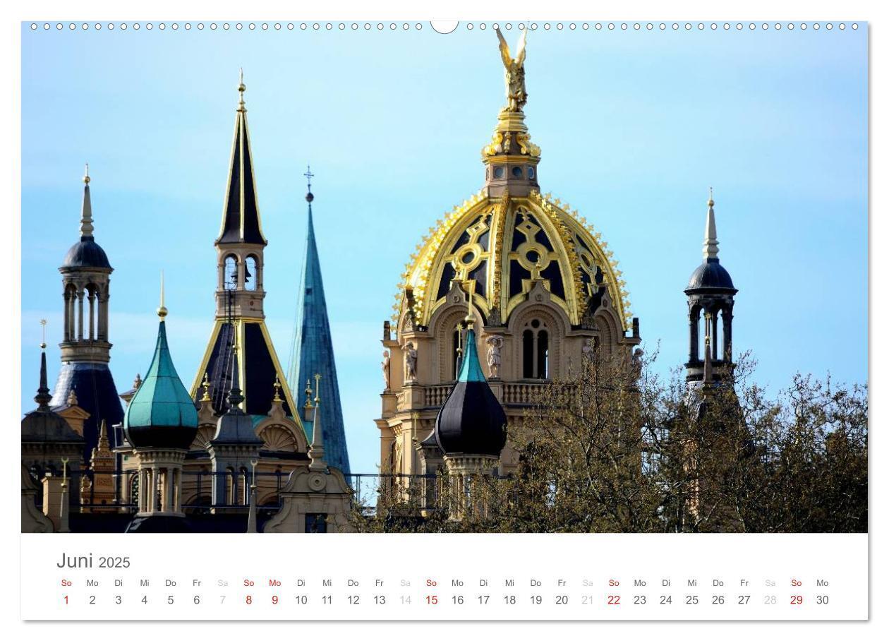 Bild: 9783435707645 | Schwerin - Impressionen (Wandkalender 2025 DIN A2 quer), CALVENDO...