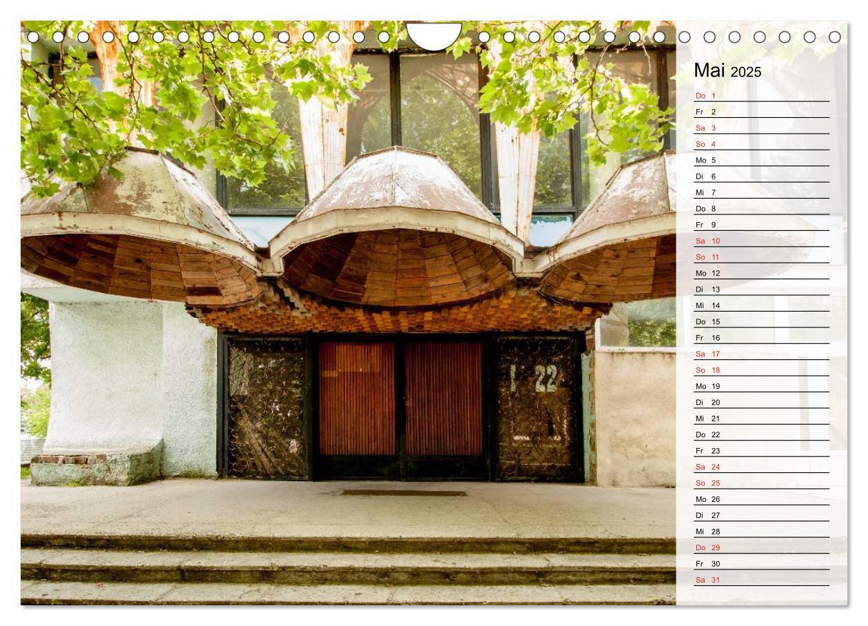 Bild: 9783435538065 | Chisinau (Wandkalender 2025 DIN A4 quer), CALVENDO Monatskalender