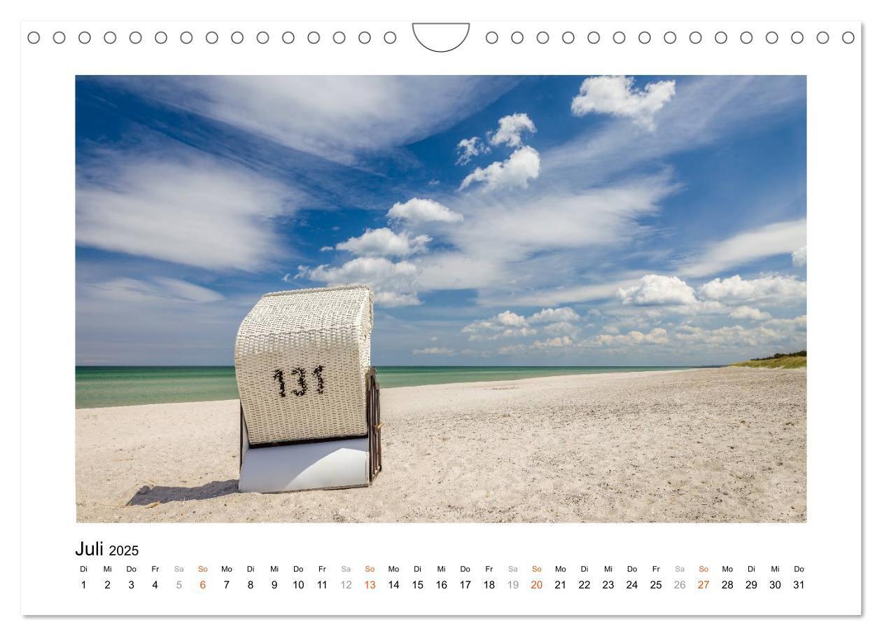 Bild: 9783435571895 | Strandkorb Idylle (Wandkalender 2025 DIN A4 quer), CALVENDO...