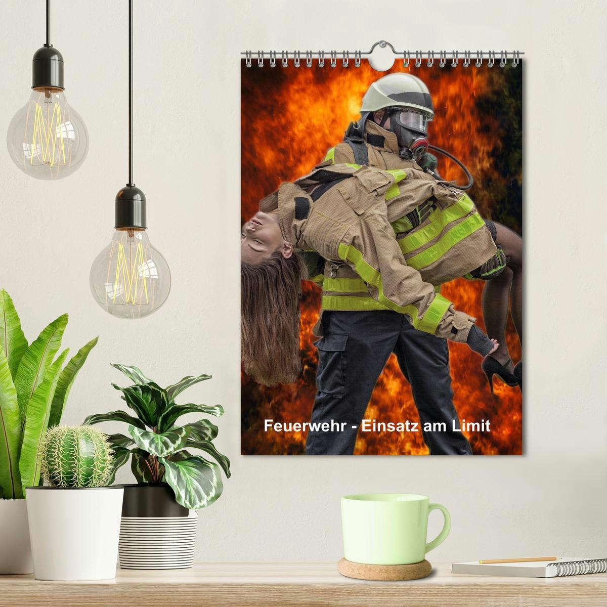 Bild: 9783435988259 | Feuerwehr - Einsatz am Limit (Wandkalender 2025 DIN A4 hoch),...