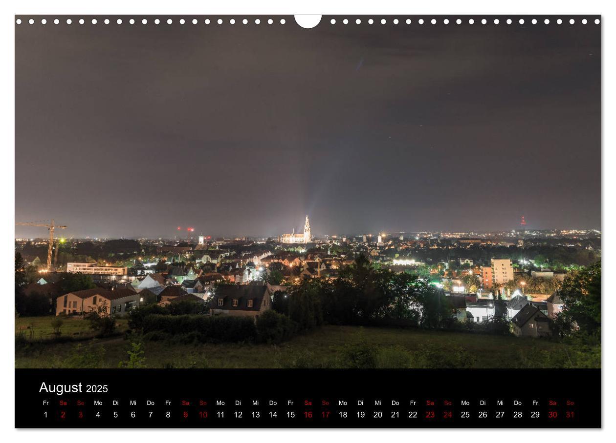 Bild: 9783435384143 | Regensburg bei Nacht (Wandkalender 2025 DIN A3 quer), CALVENDO...