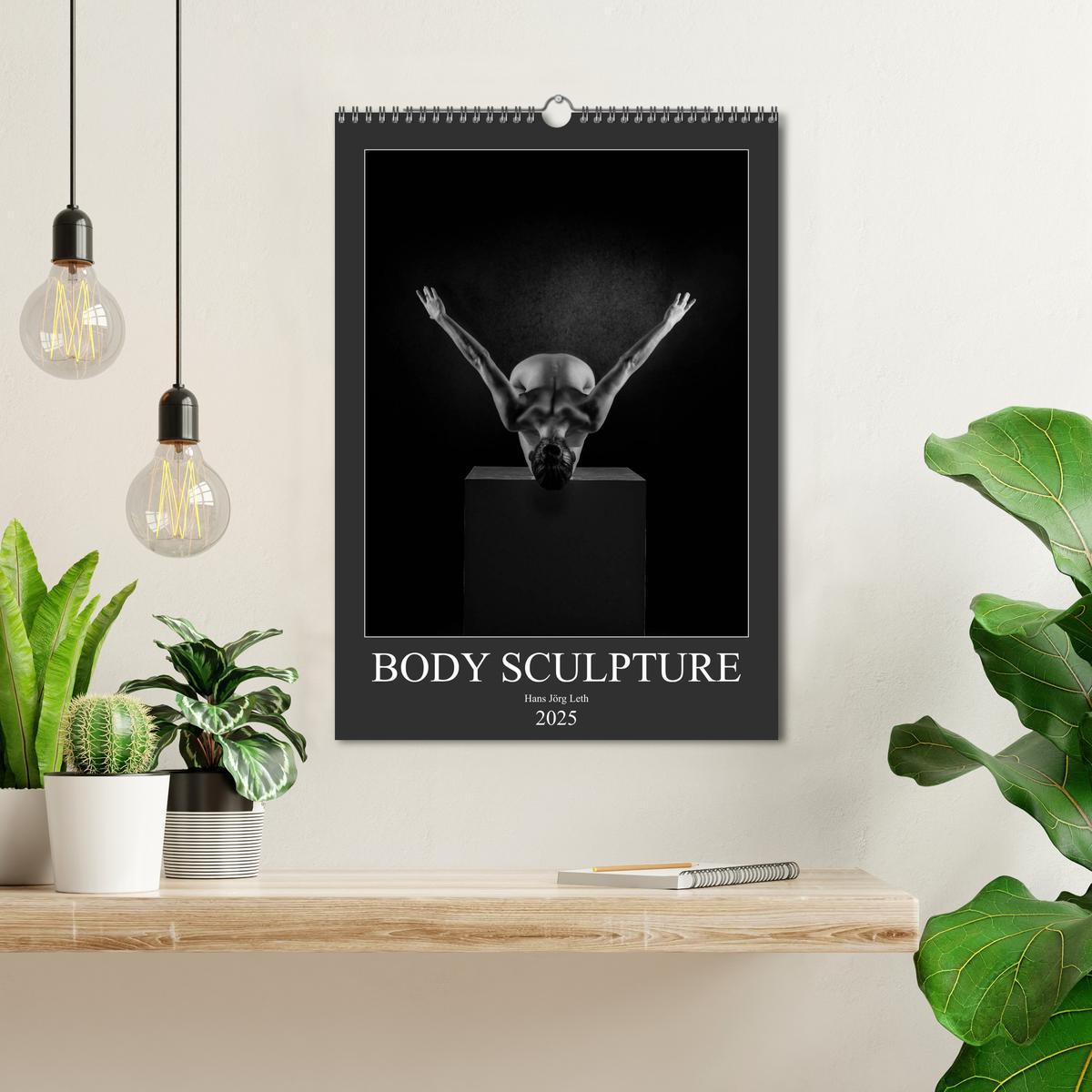 Bild: 9783435970247 | BODY SCULPTURE (Wandkalender 2025 DIN A3 hoch), CALVENDO...