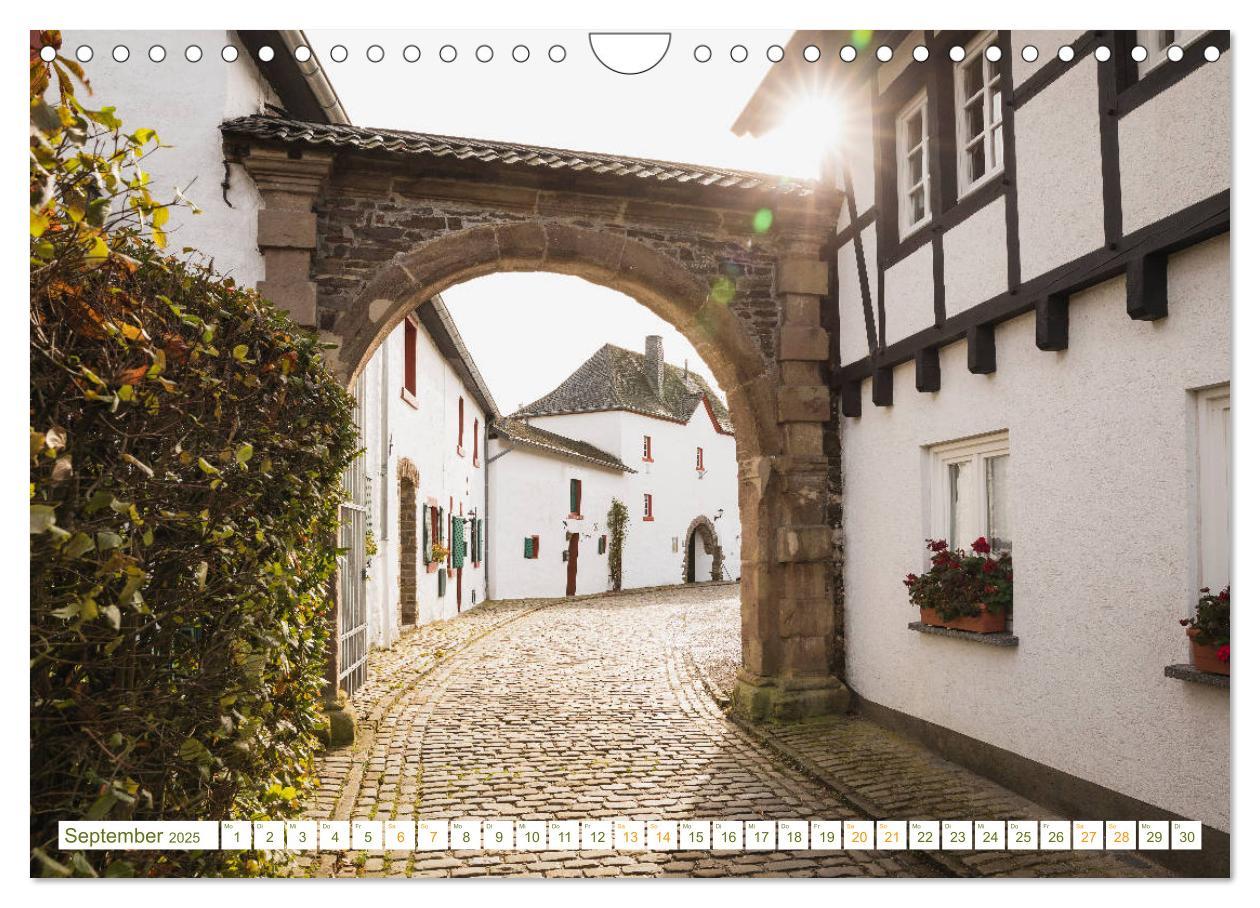 Bild: 9783435139910 | Eifel Reise - romantische Orte (Wandkalender 2025 DIN A4 quer),...