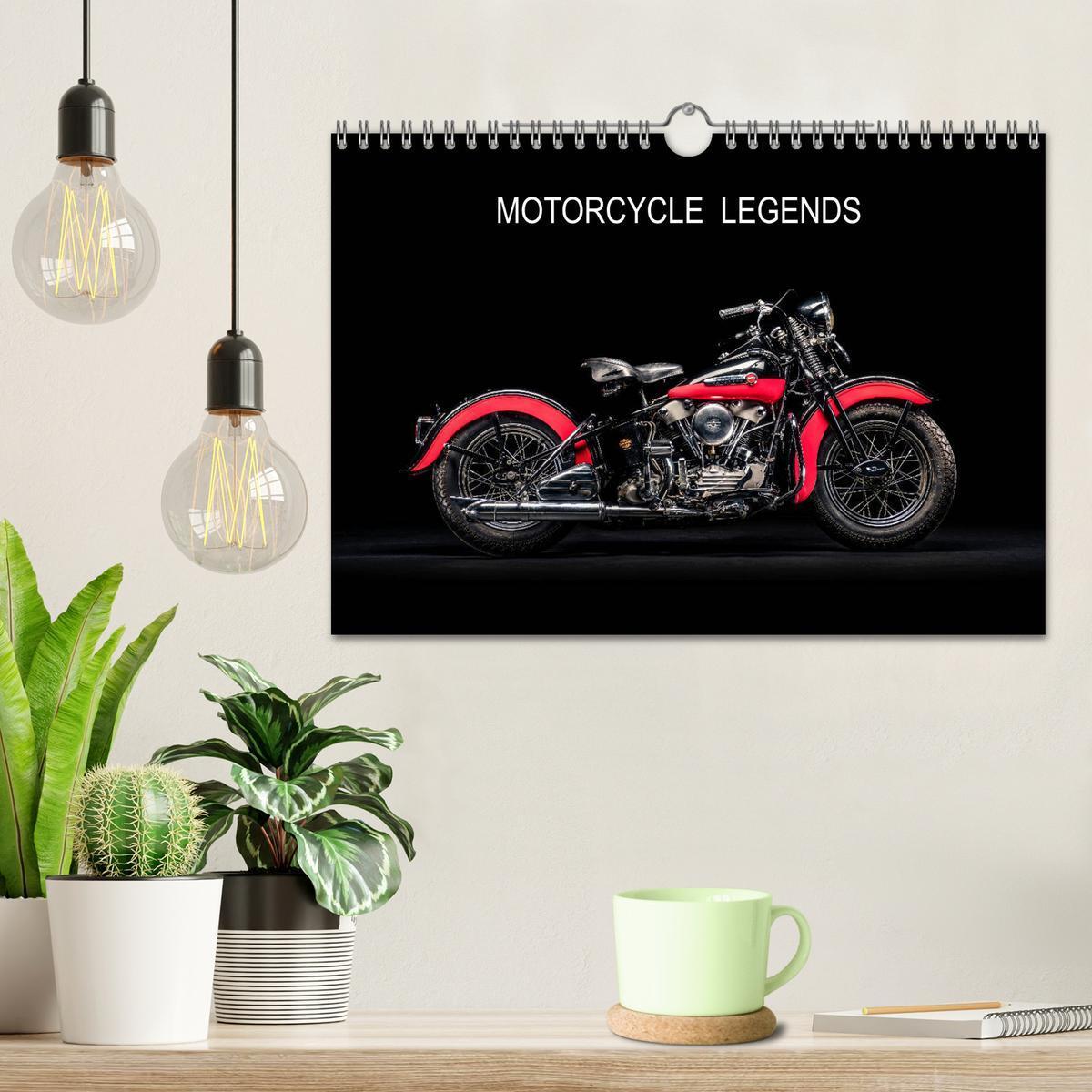 Bild: 9781325944323 | Motorcycle Legends (Wall Calendar 2025 DIN A4 landscape), CALVENDO...