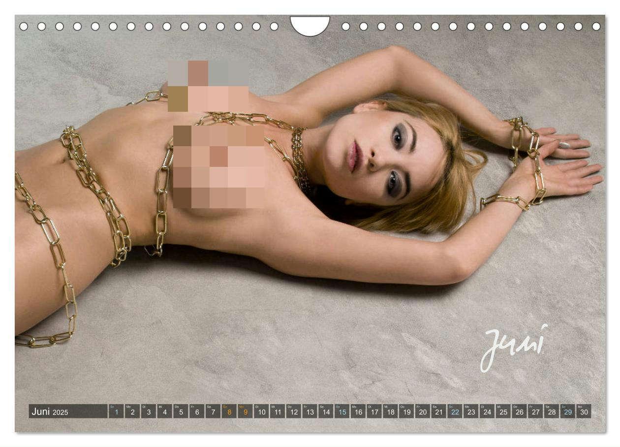 Bild: 9783435143566 | Erotik Fotoart Close Up Girls (Wandkalender 2025 DIN A4 quer),...