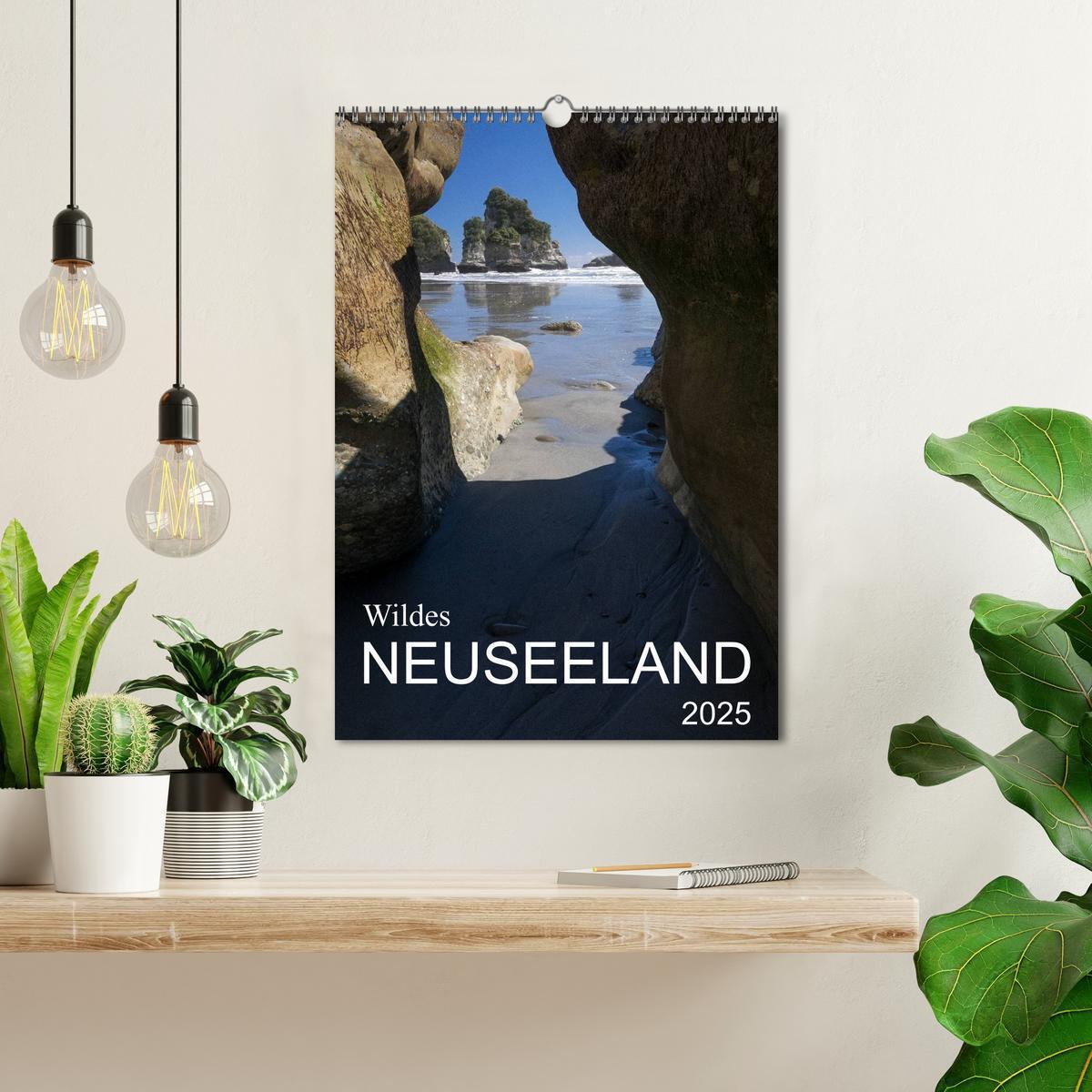 Bild: 9783457039366 | Wildes Neuseeland (Wandkalender 2025 DIN A3 hoch), CALVENDO...