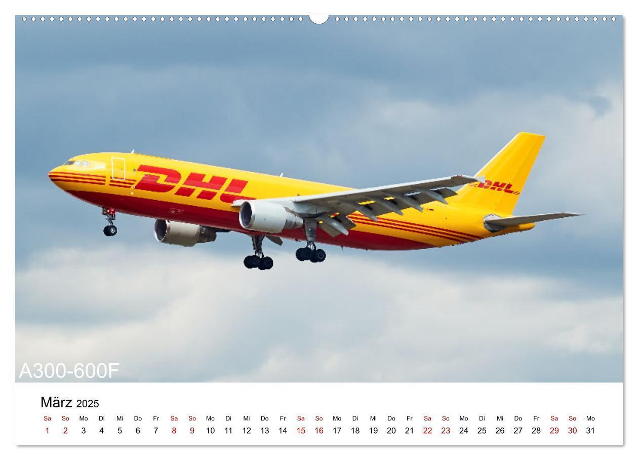 Bild: 9783383969621 | Flugzeuge von Airbus (Wandkalender 2025 DIN A2 quer), CALVENDO...