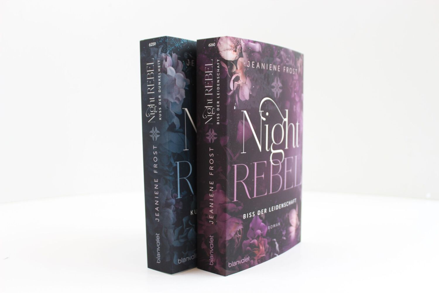 Bild: 9783734162602 | Night Rebel 2 - Biss der Leidenschaft | Roman | Jeaniene Frost | Buch