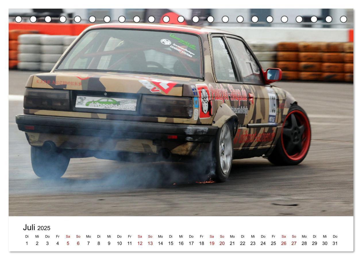 Bild: 9783435099429 | Driftwinkel Extrem (Tischkalender 2025 DIN A5 quer), CALVENDO...