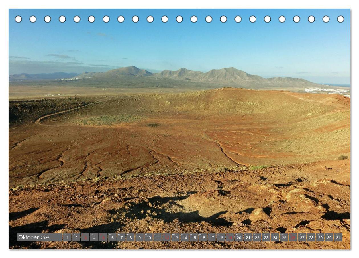 Bild: 9783435811830 | Urlaub auf Lanzarote (Tischkalender 2025 DIN A5 quer), CALVENDO...