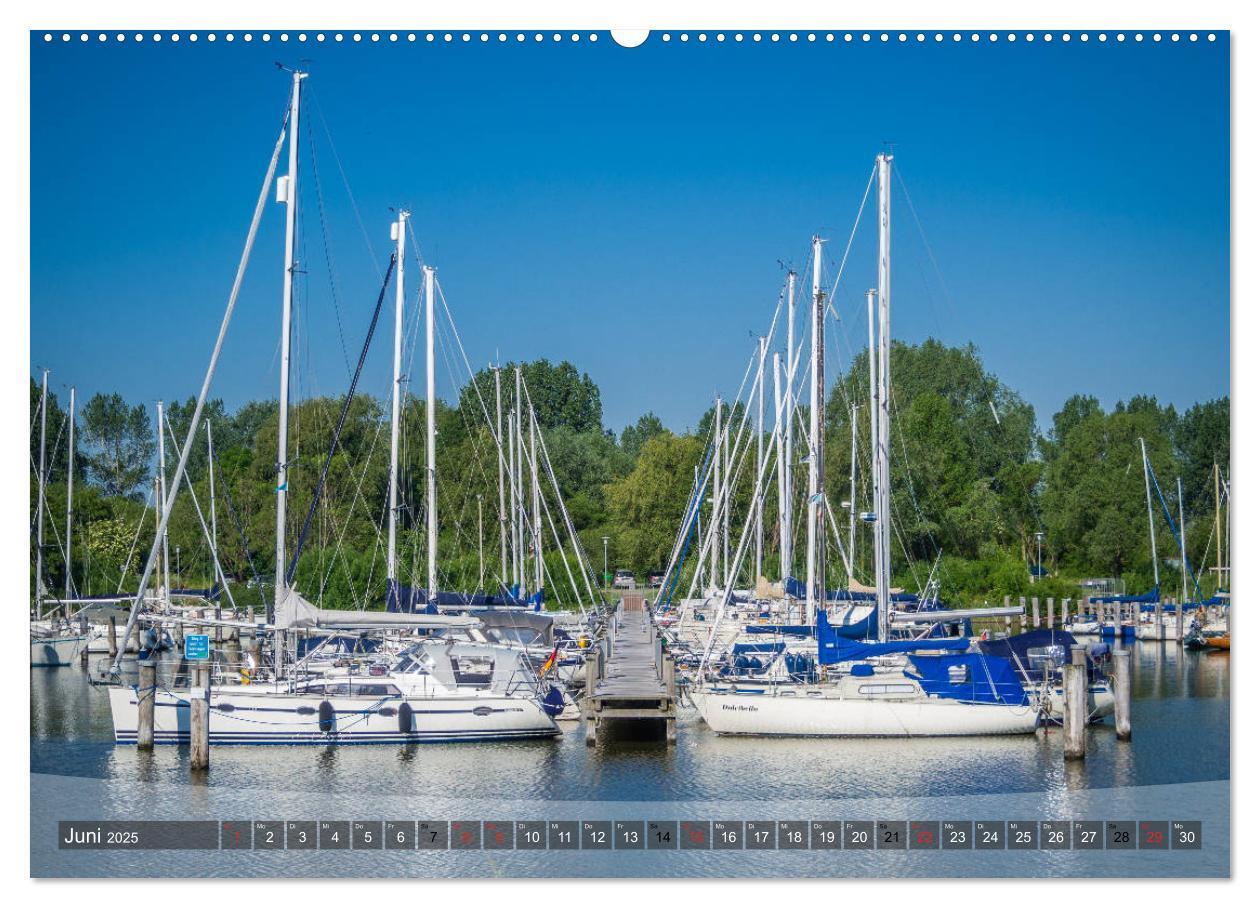 Bild: 9783435425891 | Hooksiel im Friesland (Wandkalender 2025 DIN A2 quer), CALVENDO...