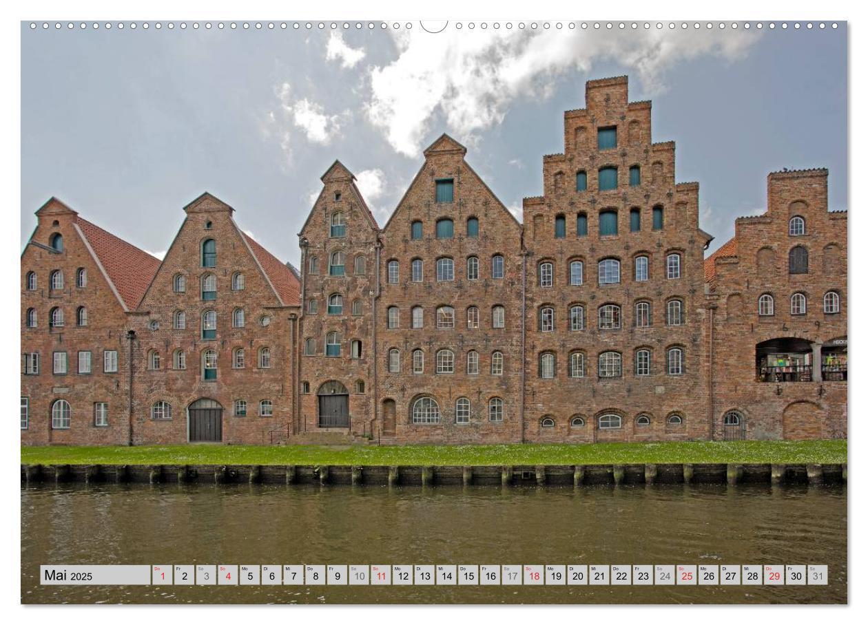 Bild: 9783435682645 | Hansestadt Lübeck (Wandkalender 2025 DIN A2 quer), CALVENDO...